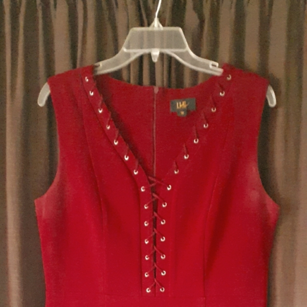ILE New York dress